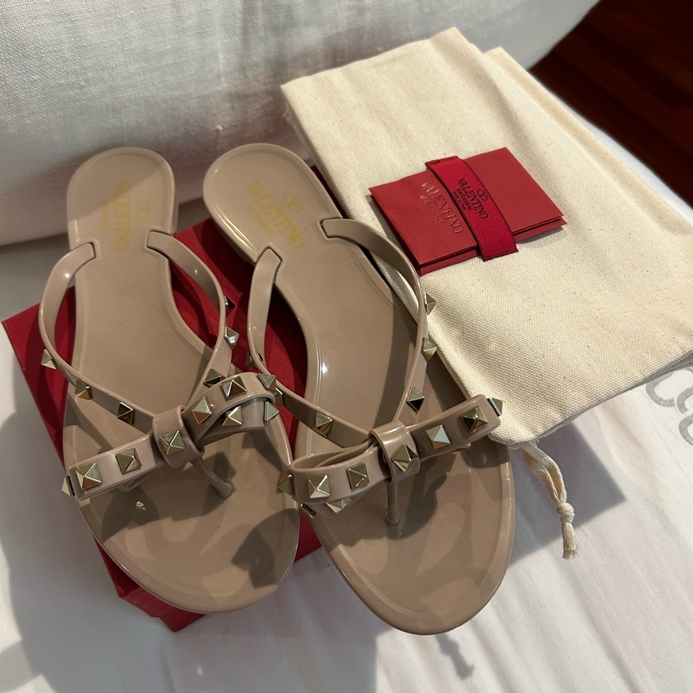 PVC Jelly Rockstud Bow thong sandals 40 poudre